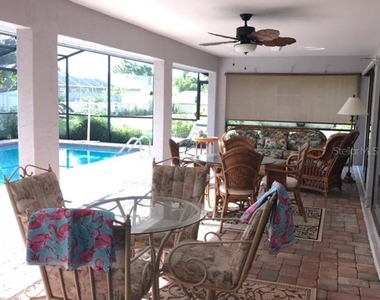 7160 Carlsbad Terrace - Photo Thumbnail 15