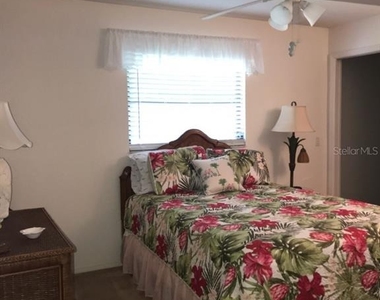 7160 Carlsbad Terrace - Photo Thumbnail 13