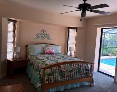 7160 Carlsbad Terrace - Photo Thumbnail 12