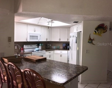 7160 Carlsbad Terrace - Photo Thumbnail 5