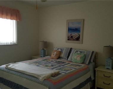 25275 Rampart Boulevard - Photo Thumbnail 9