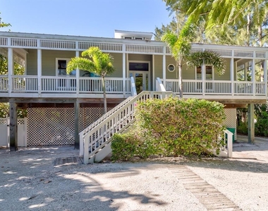 191 Kettle Harbor Drive - Photo Thumbnail 5