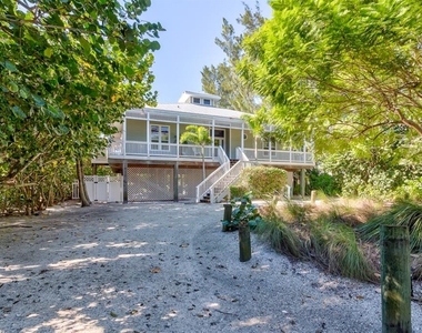 191 Kettle Harbor Drive - Photo Thumbnail 4
