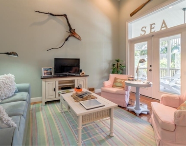 191 Kettle Harbor Drive - Photo Thumbnail 8