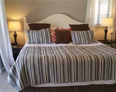 1760 Gulf Boulevard - Photo Thumbnail 17