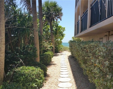 1760 Gulf Boulevard - Photo Thumbnail 8
