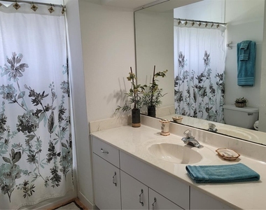 80 Mariner Lane - Photo Thumbnail 25