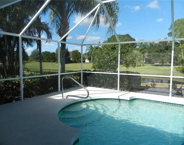 589 Rotonda Circle - Photo Thumbnail 1
