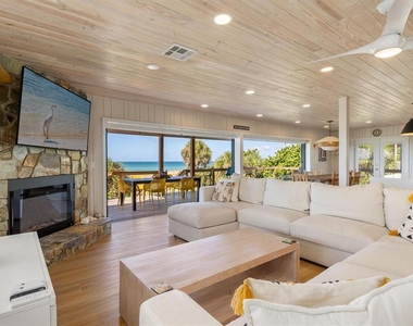 9498 Alborado Road - Photo Thumbnail 14