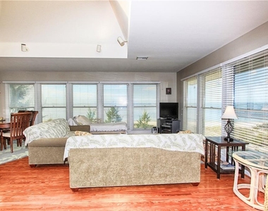 181 N Gulf Boulevard - Photo Thumbnail 31