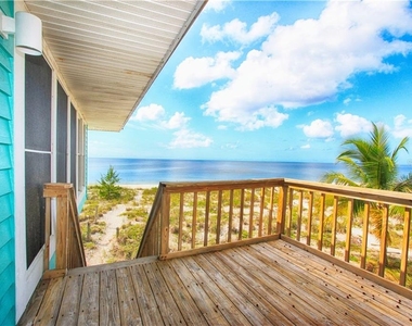 181 N Gulf Boulevard - Photo Thumbnail 10