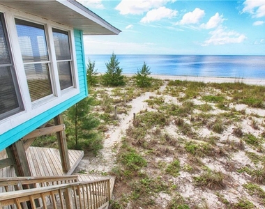 181 N Gulf Boulevard - Photo Thumbnail 3