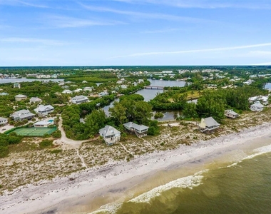181 N Gulf Boulevard - Photo Thumbnail 8