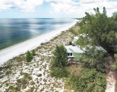 181 N Gulf Boulevard - Photo Thumbnail 5