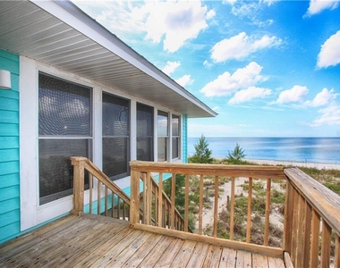 181 N Gulf Boulevard - Photo Thumbnail 2