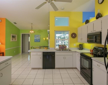 22 Mariner Lane - Photo Thumbnail 8