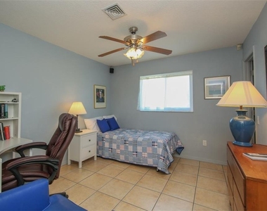 22 Mariner Lane - Photo Thumbnail 17