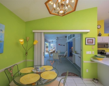 22 Mariner Lane - Photo Thumbnail 9