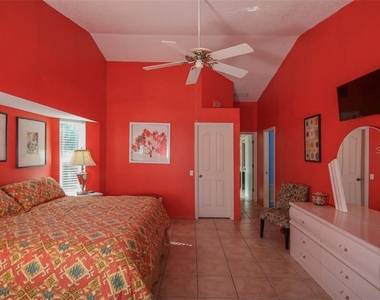 22 Mariner Lane - Photo Thumbnail 11