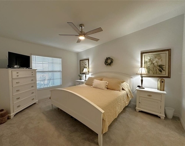 14241 Heritage Landing Boulevard - Photo Thumbnail 11