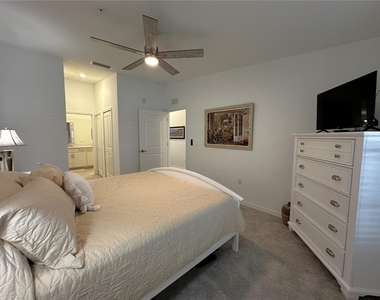 14241 Heritage Landing Boulevard - Photo Thumbnail 12