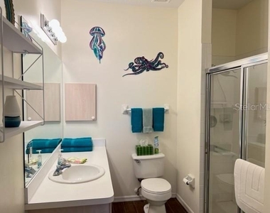 3181 Matecumbe Key Road - Photo Thumbnail 16