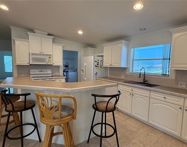 67 Windmill Boulevard - Photo Thumbnail 13