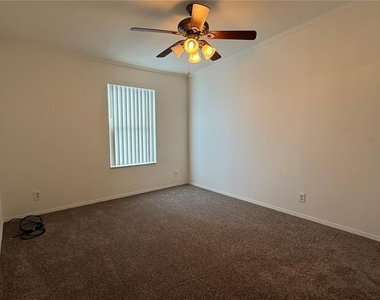 67 Windmill Boulevard - Photo Thumbnail 8