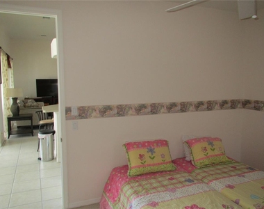 23404 Peachland Boulevard - Photo Thumbnail 12