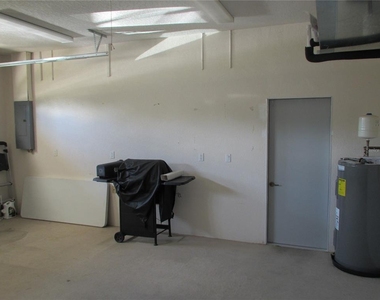 23404 Peachland Boulevard - Photo Thumbnail 20