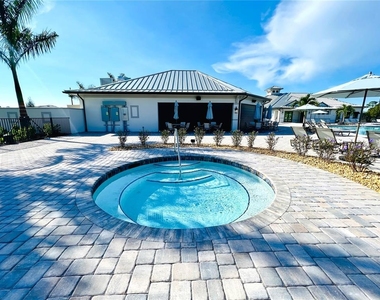 14041 Heritage Landing Boulevard - Photo Thumbnail 36