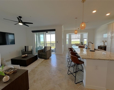 14041 Heritage Landing Boulevard - Photo Thumbnail 3