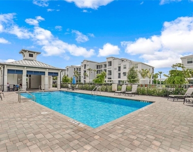 14041 Heritage Landing Boulevard - Photo Thumbnail 27