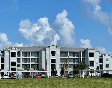 14041 Heritage Landing Boulevard - Photo Thumbnail 23