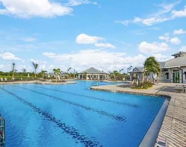 14041 Heritage Landing Boulevard - Photo Thumbnail 34