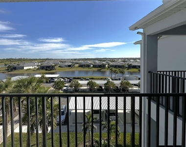 14041 Heritage Landing Boulevard - Photo Thumbnail 22