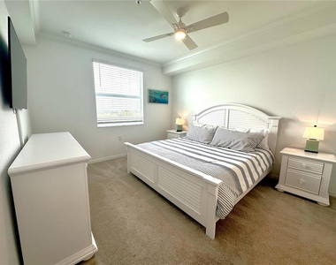 14041 Heritage Landing Boulevard - Photo Thumbnail 5