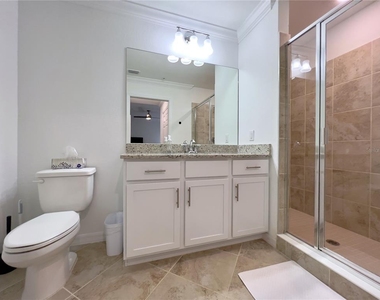 14051 Heritage Landing Boulevard - Photo Thumbnail 13