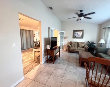 20362 Emerald Avenue - Photo Thumbnail 3