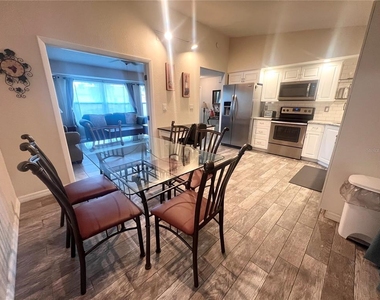 20362 Emerald Avenue - Photo Thumbnail 7