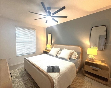 17505 Opal Sand Drive - Photo Thumbnail 10