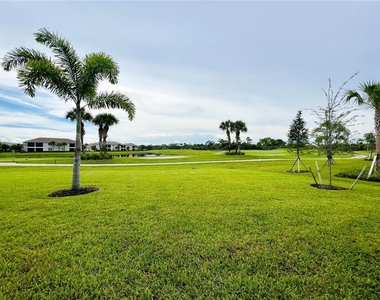 14050 Heritage Landing Boulevard - Photo Thumbnail 25