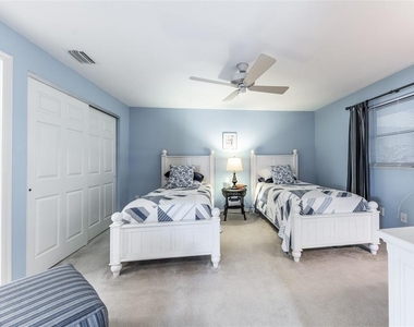 1477 Park Beach Circle - Photo Thumbnail 40