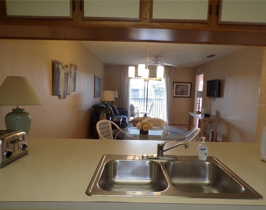 4016 Oakview Drive - Photo Thumbnail 3