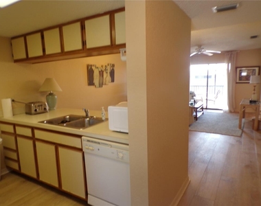 4016 Oakview Drive - Photo Thumbnail 1
