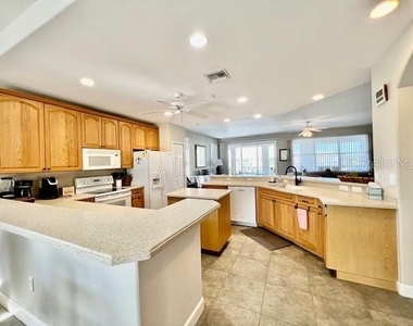 3471 Sunset Key Circle - Photo Thumbnail 16
