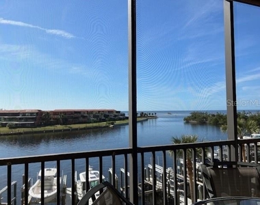 3313 Sunset Key Circle - Photo Thumbnail 2