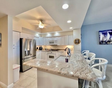 3313 Sunset Key Circle - Photo Thumbnail 8