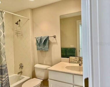 3313 Sunset Key Circle - Photo Thumbnail 21