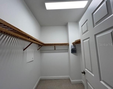 3313 Sunset Key Circle - Photo Thumbnail 23